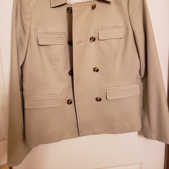 Jacket - Picture 2 of 4